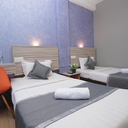 Dj Citi Inn Premier كُوالا تيرينغانو المظهر الخارجي الصورة