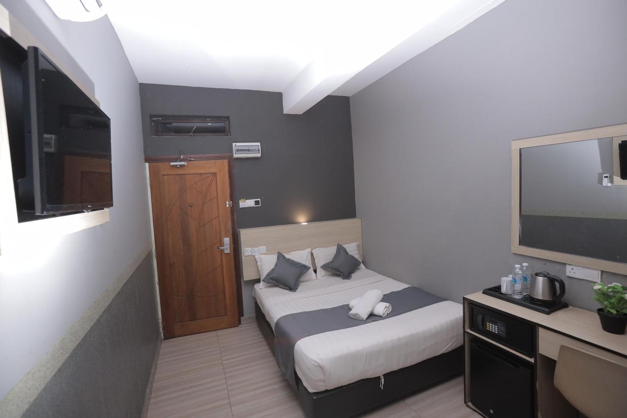Dj Citi Inn Premier كُوالا تيرينغانو المظهر الخارجي الصورة