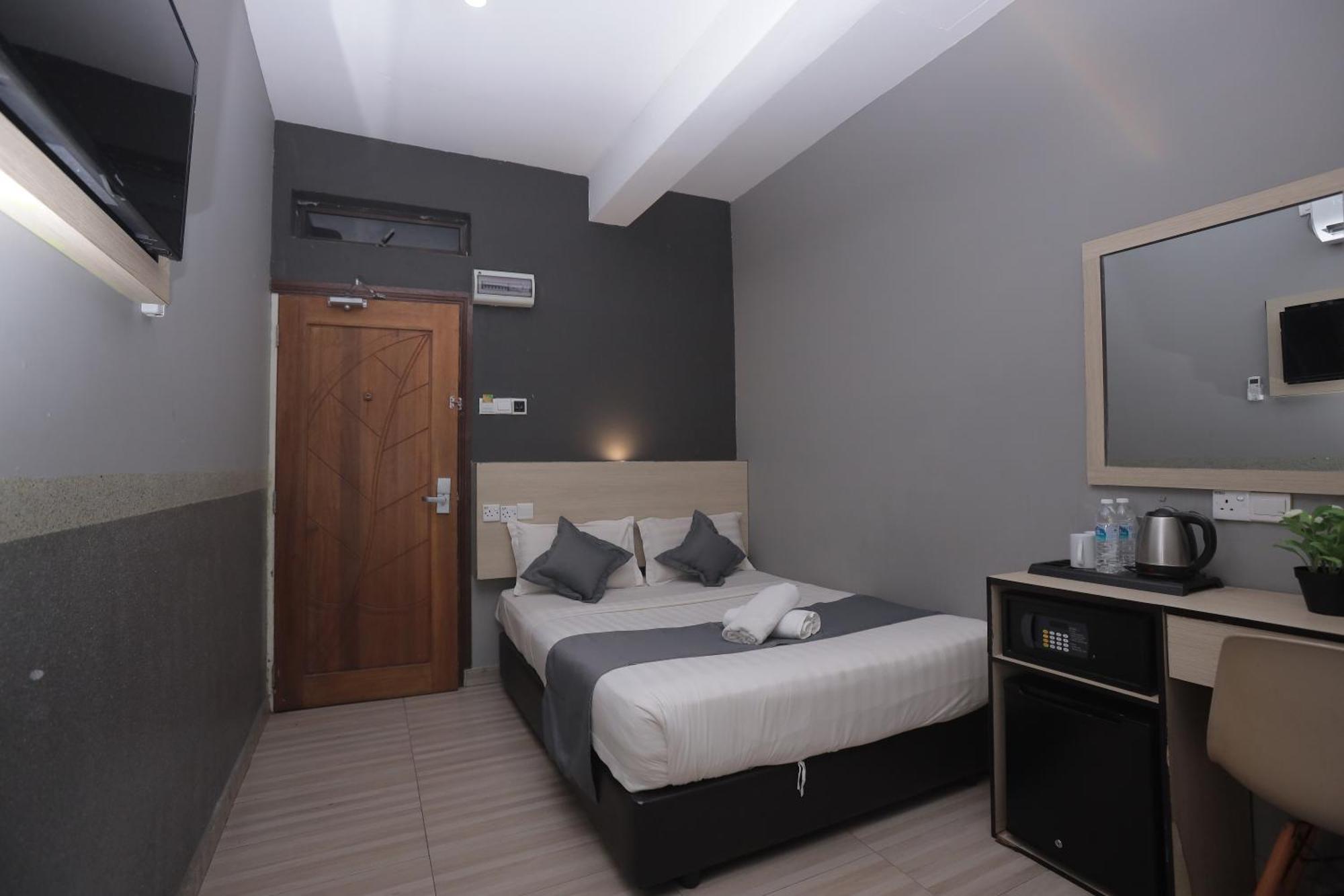 Dj Citi Inn Premier كُوالا تيرينغانو المظهر الخارجي الصورة